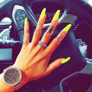 Hello I just my neon nails done.
